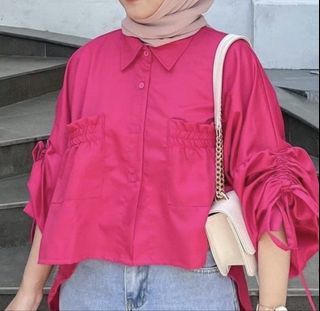(Category: ) located in . Submitted by revivalcloset.co (Listing ID 1454434275, Image 1). Description: .