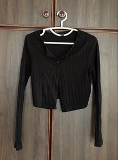 (Category: ) located in . Submitted by clearingmywardrobee (Listing ID 1454524465, Image 1). Description: .