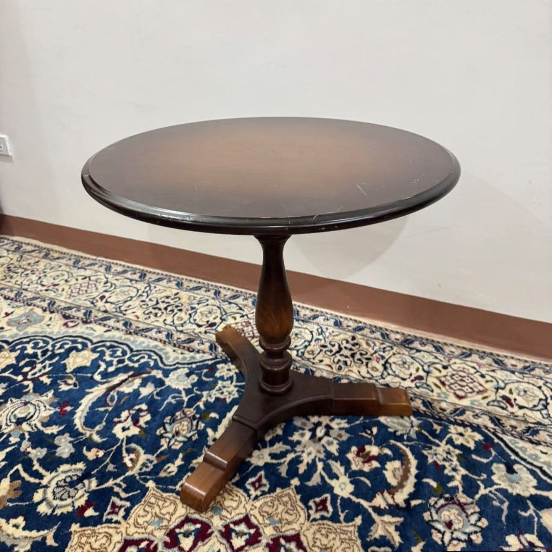 Side Table (Category: Tables & Sets) located in Meycauayan. Submitted by marygracecasimiro (Listing ID 1454452004, Image 2). Description: Available - Vintage Round Side Tripod Table Round table from Hida Sangyo furniture Perfect for cafes or living rooms Used condition - minor scratches, dents 4.5k Check photos first before buying✅ DM to Inquire🧡 Item will be sold AS IS. Please refrain from purchasing if you are particular about USED items and i
