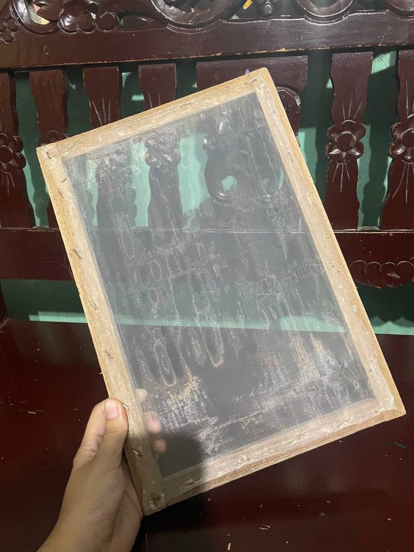 Silk Screen (Category: Frames & Pictures) located in Caloocan City. Submitted by icynom (Listing ID 1454451095, Image 2). Description: Silk Screen (for printing/ paper making) RFS - hindi ko na hobby gumawa ng diy papers good for recycling sya also for printing press because as you can see 200 mesh sya Marilao Loc No COD Shipping - shoulder ni Buyer Mode of Payment Gcash.