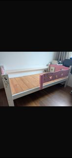 (Category: ) located in . Submitted by cassieyapp (Listing ID 1454427486, Image 1). Description: .