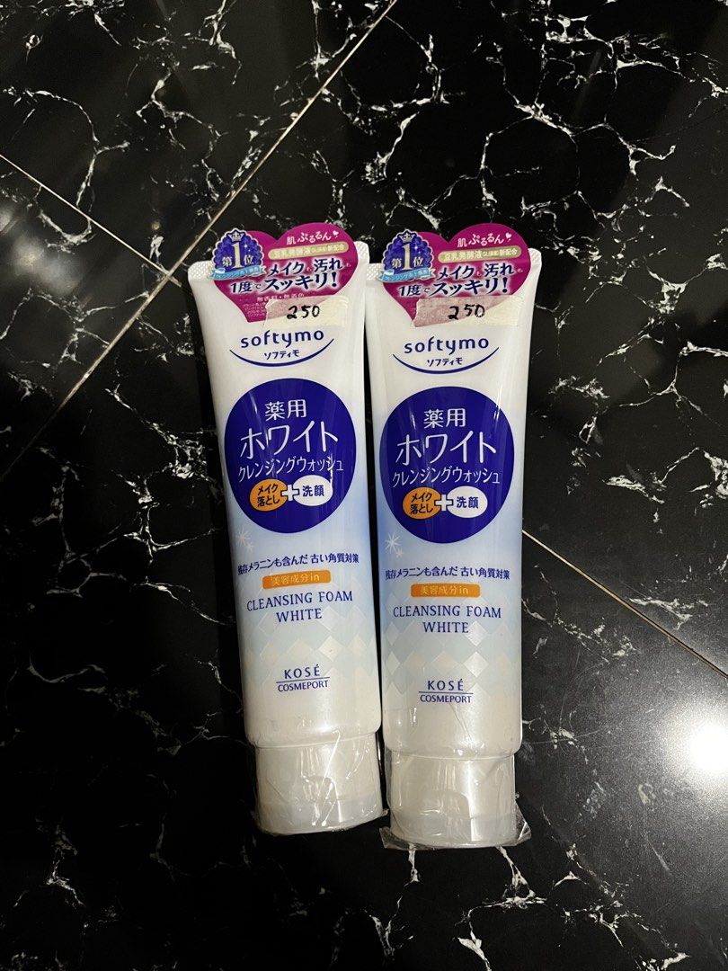 Softymo Cleansing Foam White (Category: Face Care) located in Cavite. Submitted by mvillafuerte (Listing ID 1454372959, Image 1). Description: - Effectively removes makeup, dirt, and impurities - Targets old keratin and melanin for brighter skin - Enriched with beauty ingredients - Ideal for daily cleansing - Leaves skin clear and refreshed.