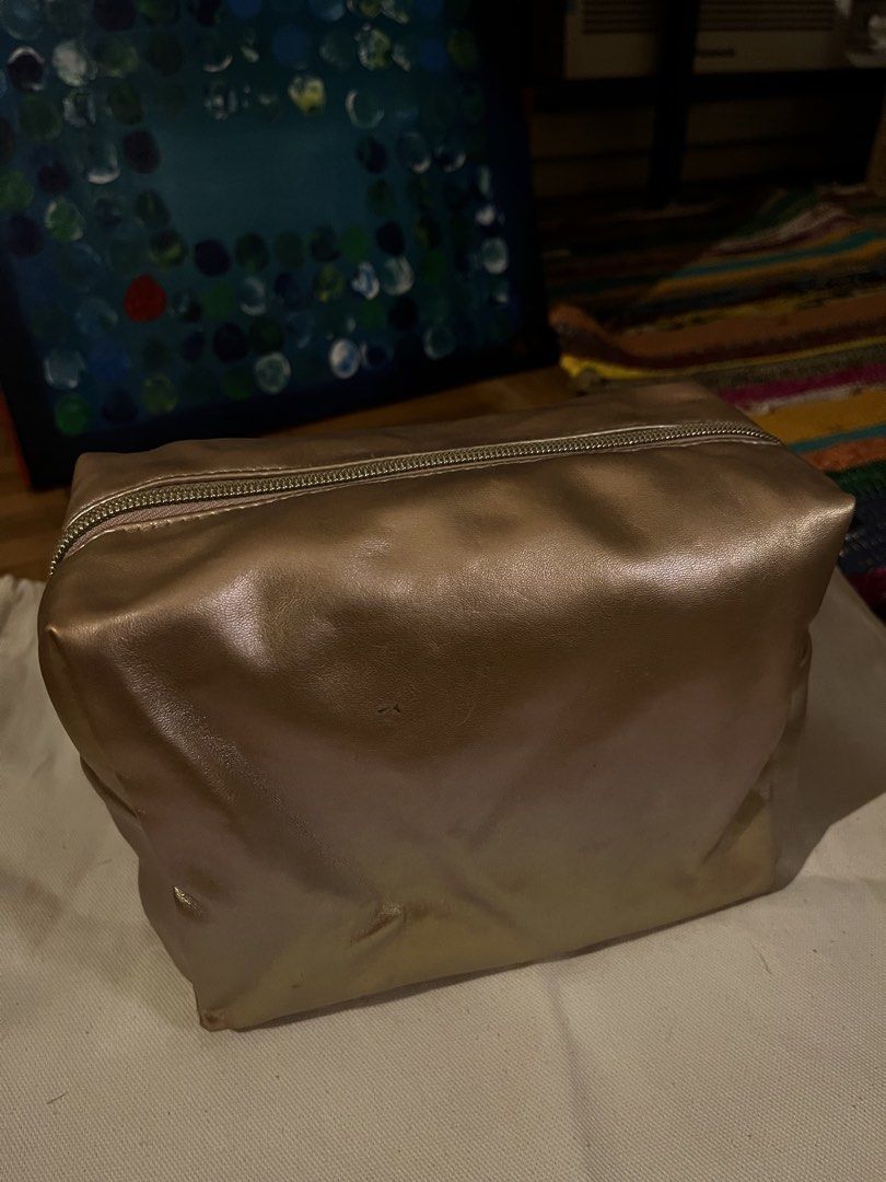 Sonia Kashuk Rose Gold Makeup Bag (Category: Purses & Pouches) located in Manila. Submitted by adamscloset (Listing ID 1454538176, Image 1). Description: - Used well, just needs cleaning - Perfect and spacious storage for makeup - Bought at Target in the us.
