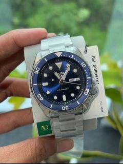 (Category: ) located in . Submitted by ald_timepieces (Listing ID 1454441420, Image 1). Description: .