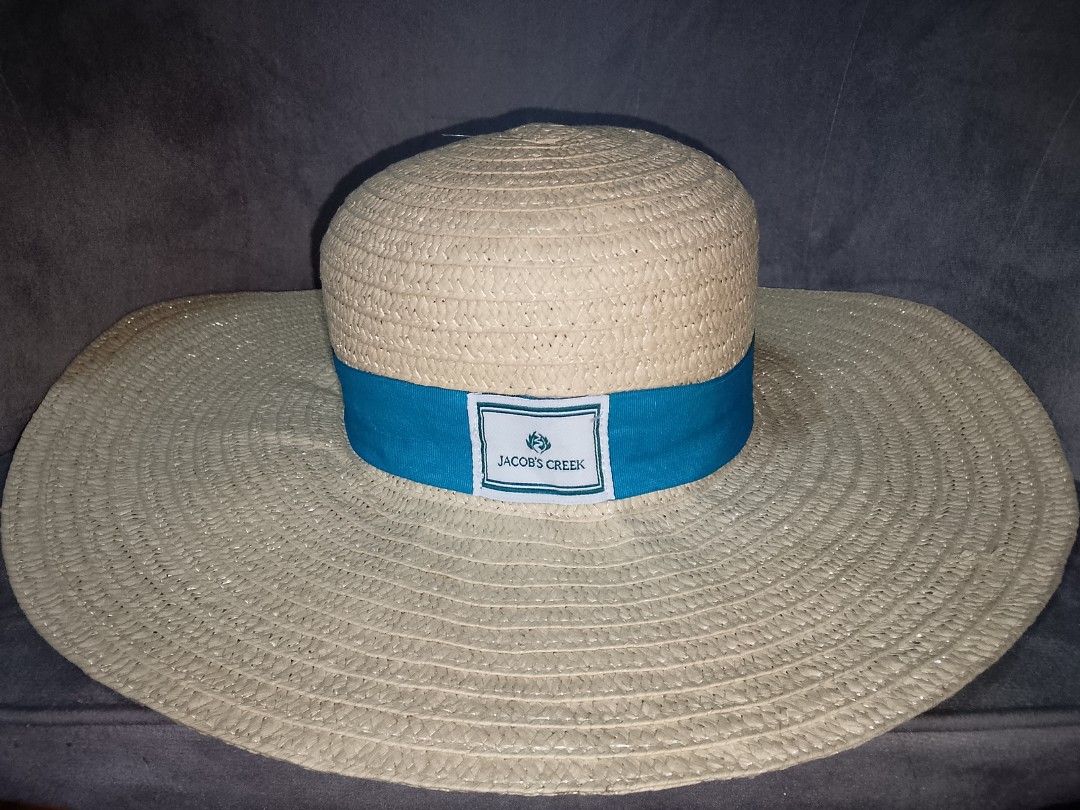 Stylish Woven Hat (Category: Hats & Beanies) located in Binangonan. Submitted by yuristalin888 (Listing ID 1454478496, Image 3). Description: Crafted from lightweight woven straw for breathability. Wide brim offers optimal sun protection. Stylish design with a vibrant band accent. Durable, comfortable, and perfect for beach outings or sunny days. A versatile accessory designed for comfort and style..