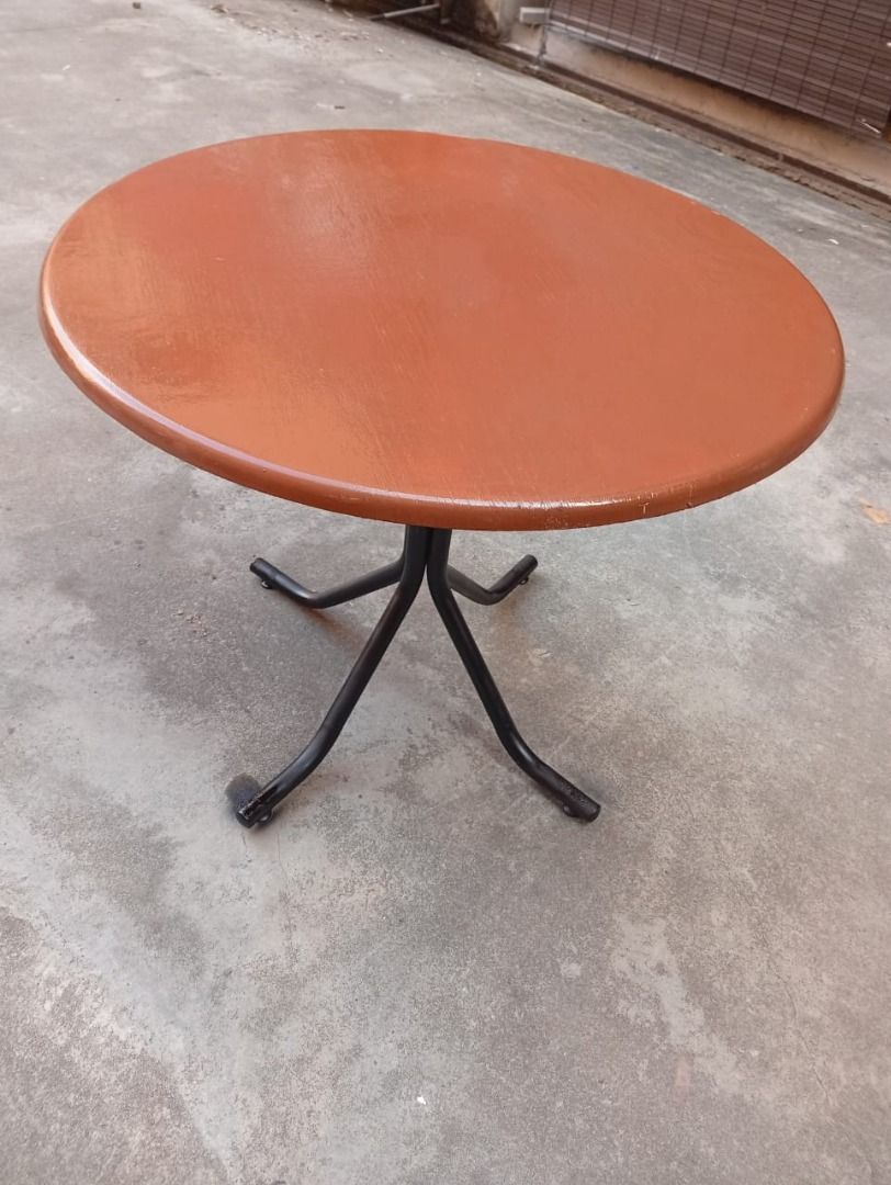 Table (Category: Tables & Sets) located in Petaling Jaya. Submitted by nm016648427690 (Listing ID 1454532399, Image 3). Description: Table Size: W,90.cm,H,76.cm RM-130 Code :T-059 Stock Available : 1 Condition : Goods ** (ABOVE PRICE DOES NOT INCLUDE DELIVERY & INSTALLATION) ** We are specialist in BUY or SELL New/Used Home Furniture or Office Equipment [ Perabot Kita Furniture ] Address: L1-03 times 89 Jalan 8A/133, Taman Sri Sentosa, 58000,kual