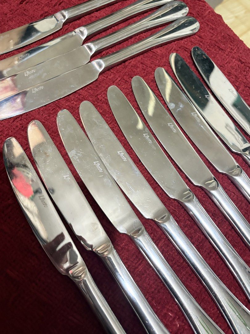 TAKE ALL HEAVY 13 pcs Lianyu Bread Knife (Category: Knives & Chopping Boards) located in Taguig. Submitted by sagexoxo (Listing ID 1454450335, Image 3). Description: take all need wipe/wash due to storage heavy and durable rfs: decluttering.