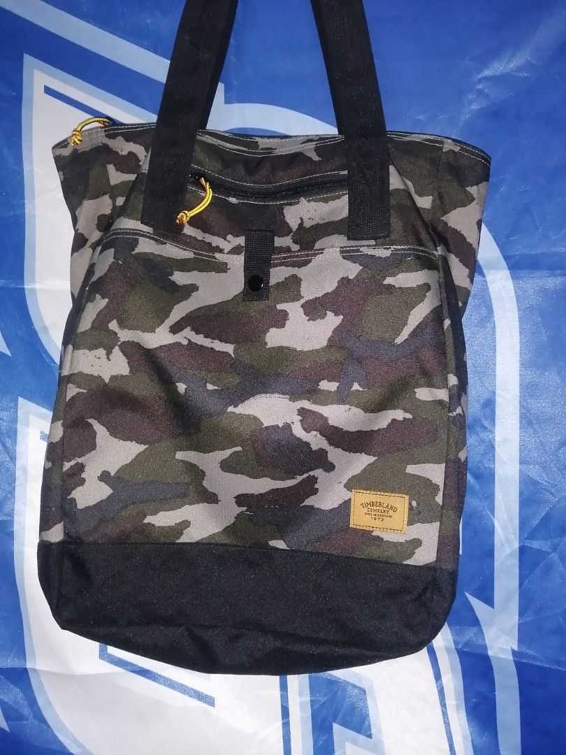 Timberland tote bag convertible to backpack (Category: Backpacks) located in Taguig. Submitted by iyz6666goods (Listing ID 1454381357, Image 3). Description: .