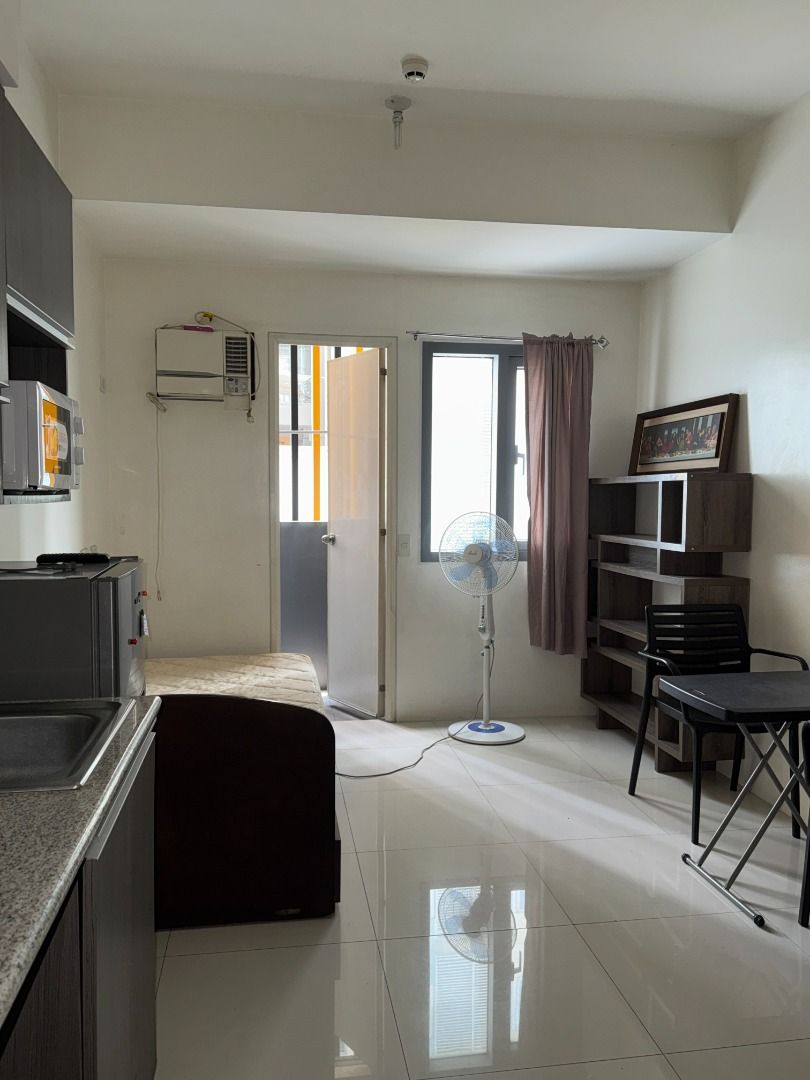 Torre Central Fully Furnished Solo Unit (Category: Apartments & Condos) located in Antipolo. Submitted by BONG.CHUA (Listing ID 1454554244, Image 1). Description: Unit Inclusions: rangehood 2-burner electric stove refrigerator microwave single bed aircon curtains 2-seater dining wardrobe and shelves water heater bidet Unit access: 1 access card 1 main door key 1 mailbox key 1 water card Building facilities: commercial hub reception lobby 24H secu
