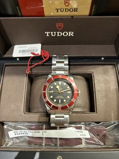 (Category: ) located in . Submitted by shoppingr (Listing ID 1454380832, Image 1). Description: .