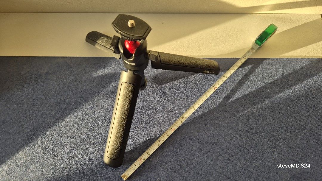 Ulanzi MT-16 Extendable Tripod with Ball Head (Category: Tripods & Monopods) located in Bantay. Submitted by backyardcyclist (Listing ID 1454487621, Image 3). Description: - Ulanzi MT-16 Tripod & Selfie Stick - Extendable design for versatile use - Ball head for flexible camera positioning - Perfect for vlogging and photography - Compact and portable, about 16 inches when fully extended - NO issues - RFS: decluttering .