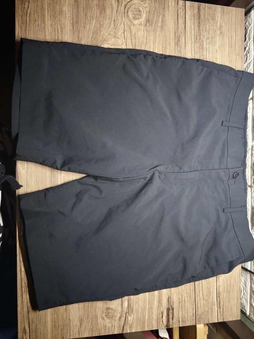 Uniqlo Miracle Air Shorts Size M (Category: Shorts) located in Mandaluyong City. Submitted by sai0013 (Listing ID 1454548680, Image 1). Description: - Brand: Uniqlo - Color: Black - Closure: Button and zip fly - Pockets: Two back pockets with button closures - Features: Lightweight, comfortable - Ideal for: Casual wear, sports.