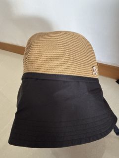 (Category: ) located in . Submitted by li.jun.940 (Listing ID 1454448421, Image 1). Description: .
