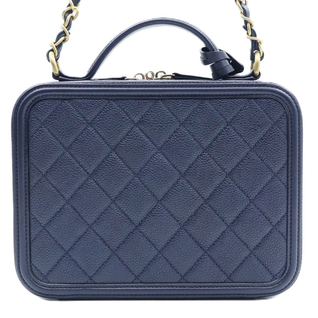 Vanity Case (Category: Bags & Wallets) located in Kuala Lumpur. Submitted by komehyo_malaysia (Listing ID 1454472715, Image 2). Description: 2000000032931 Komehyo Sunway Velocity This platform is used to update and showcase our latest items. As these items are also available for sale in our boutique, they may be sold at any time. For detailed information and stock availability confirmation, please reach us directly via WA. More item here 👉[Exter