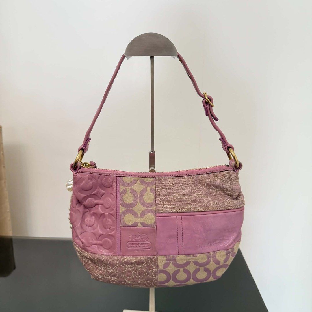 vintage coach ali patchwork (Category: Shoulder Bags) located in Santo Tomas. Submitted by since2022 (Listing ID 1454522157, Image 2). Description: good condition like new color may vary due to lightings Purchasing vintage goods may have small flaws because they are pre owned. Don’t anticipate brand new conditions, please..
