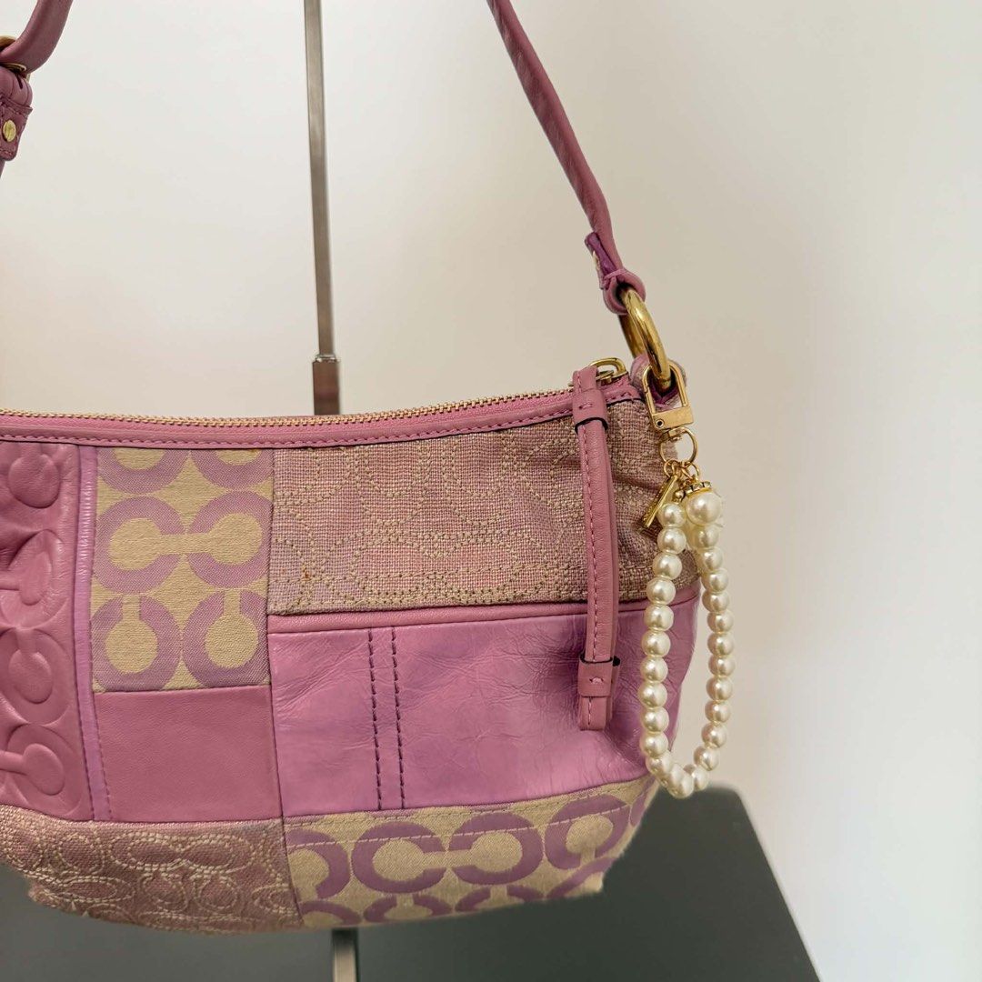 vintage coach ali patchwork (Category: Shoulder Bags) located in Santo Tomas. Submitted by since2022 (Listing ID 1454522157, Image 3). Description: good condition like new color may vary due to lightings Purchasing vintage goods may have small flaws because they are pre owned. Don’t anticipate brand new conditions, please..