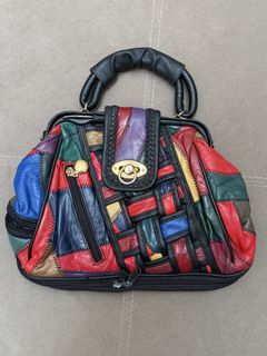 (Category: ) located in . Submitted by clothesnthings.co (Listing ID 1454440825, Image 1). Description: .