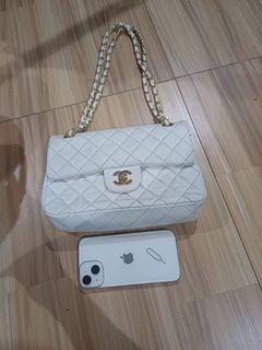 (Category: ) located in . Submitted by domingthriftclothes (Listing ID 1454521907, Image 1). Description: .