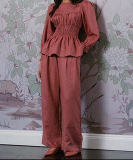 (Category: ) located in . Submitted by saffronpreloved (Listing ID 1454487571, Image 1). Description: .
