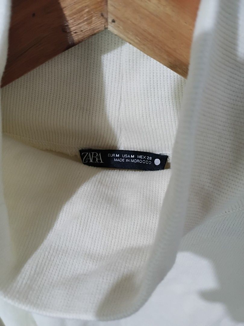 ZARA (Category: Longsleeves) located in Caloocan City. Submitted by nottyprelovedph (Listing ID 1454544079, Image 3). Description: M ON TAG 21x22.