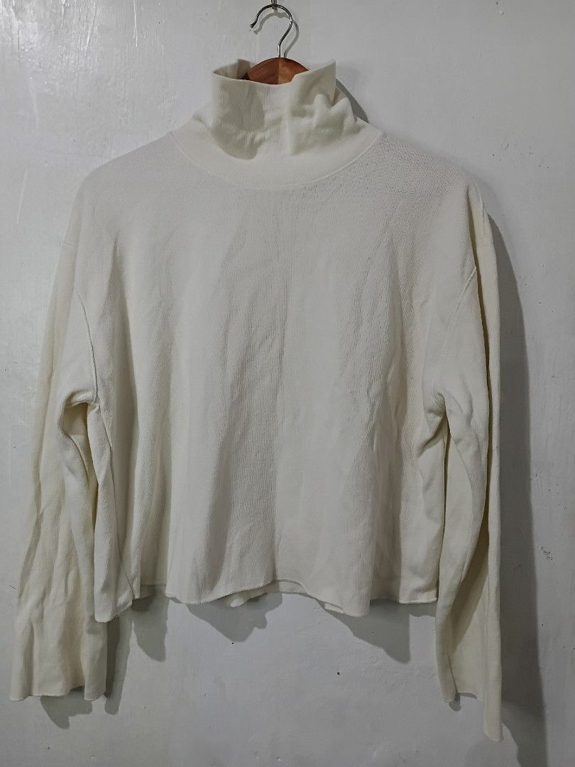 ZARA (Category: Longsleeves) located in Caloocan City. Submitted by nottyprelovedph (Listing ID 1454544079, Image 2). Description: M ON TAG 21x22.