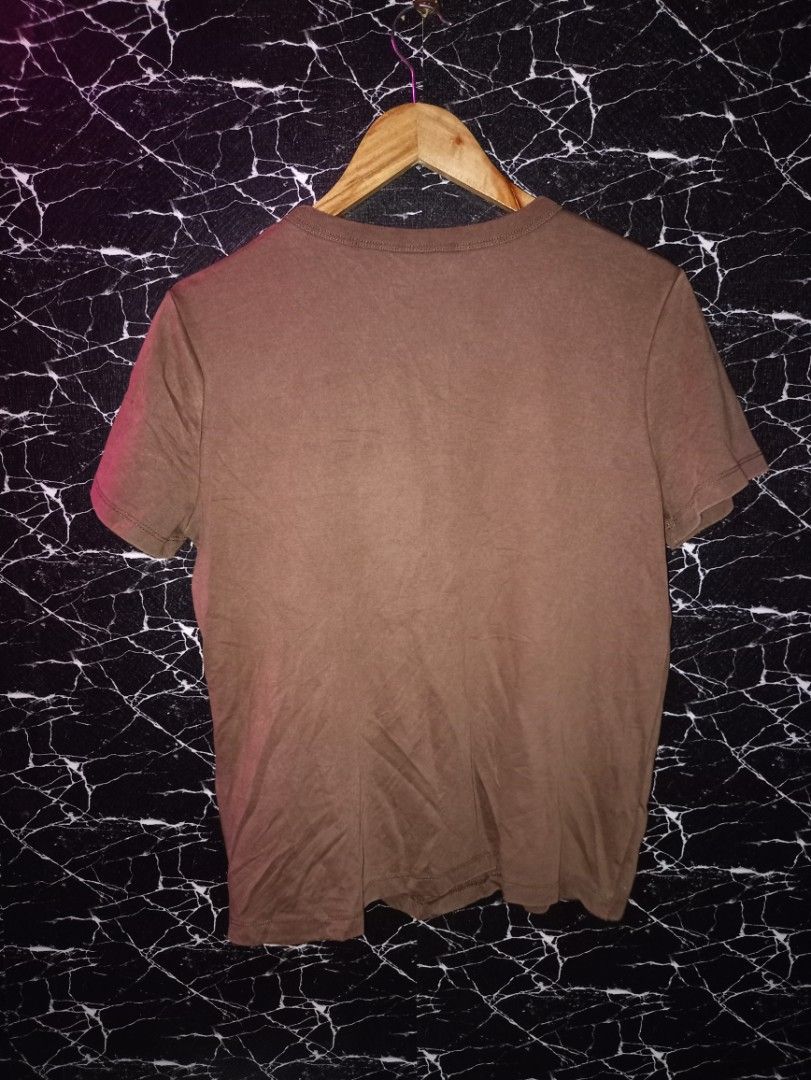 ZARA Brown Basic T-Shirt Size M (Category: Shirts) located in Manila. Submitted by naixhrift (Listing ID 1454512263, Image 3). Description: - Brand: ZARA Shirt For women - Color: Brown - Style: Basic Crew Neck - Size: Medium (M) - Ideal for: Casual wear Length 25 Width 21 1500 Plus Ship jnt Courier Payment On Gcash For Trusted Only Manila Area .