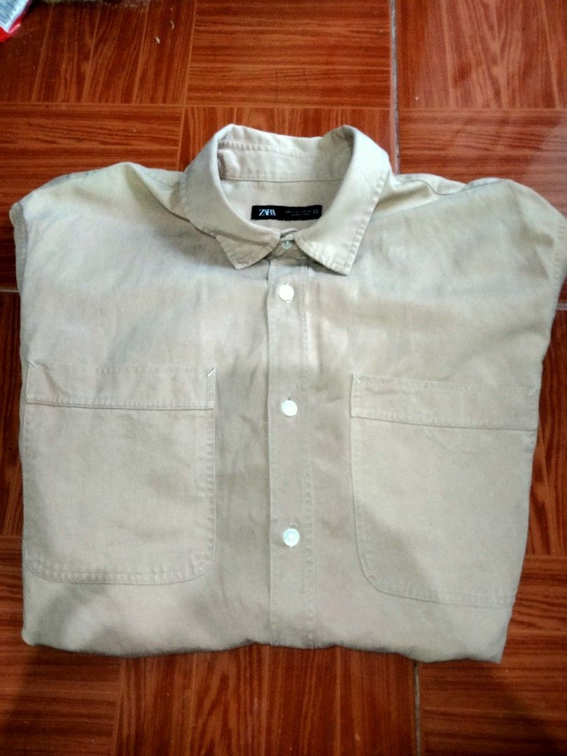 Zara Long Sleeve - For Men (Category: Activewear) located in Caloocan City. Submitted by blusky_general (Listing ID 1430075443, Image 1). Description: 31 inches long 22 inches width Made in Turkey .