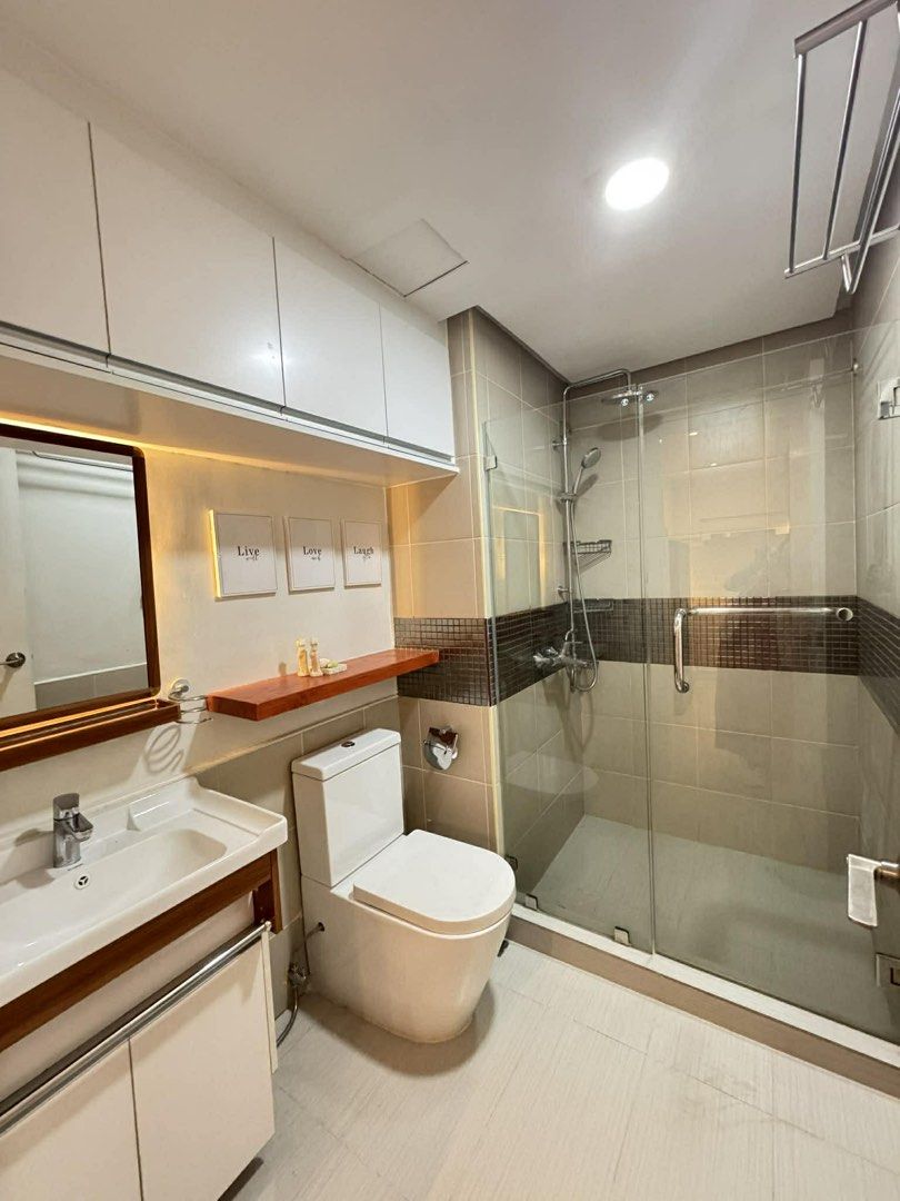 2BR Condo with Parking – Adjacent to UP Cebu (Category: Apartments & Condos) located in Cebu City. Submitted by reyee (Listing ID 1454747410, Image 3). Description: 20th Floor | 56.75 sqm | Fully Furnished (Near Ayala Cebu & IT Park) Unit Features: ✅ Bedrooms: 2 Spacious Bedrooms (Master’s with private en-suite bathroom) ✅ Bathrooms: 2 Full Bathrooms (1 Master En-suite + 1 Living Room Guest CR) ✅ Parking: Includes 1 dedicated slot ✅ Living Space: