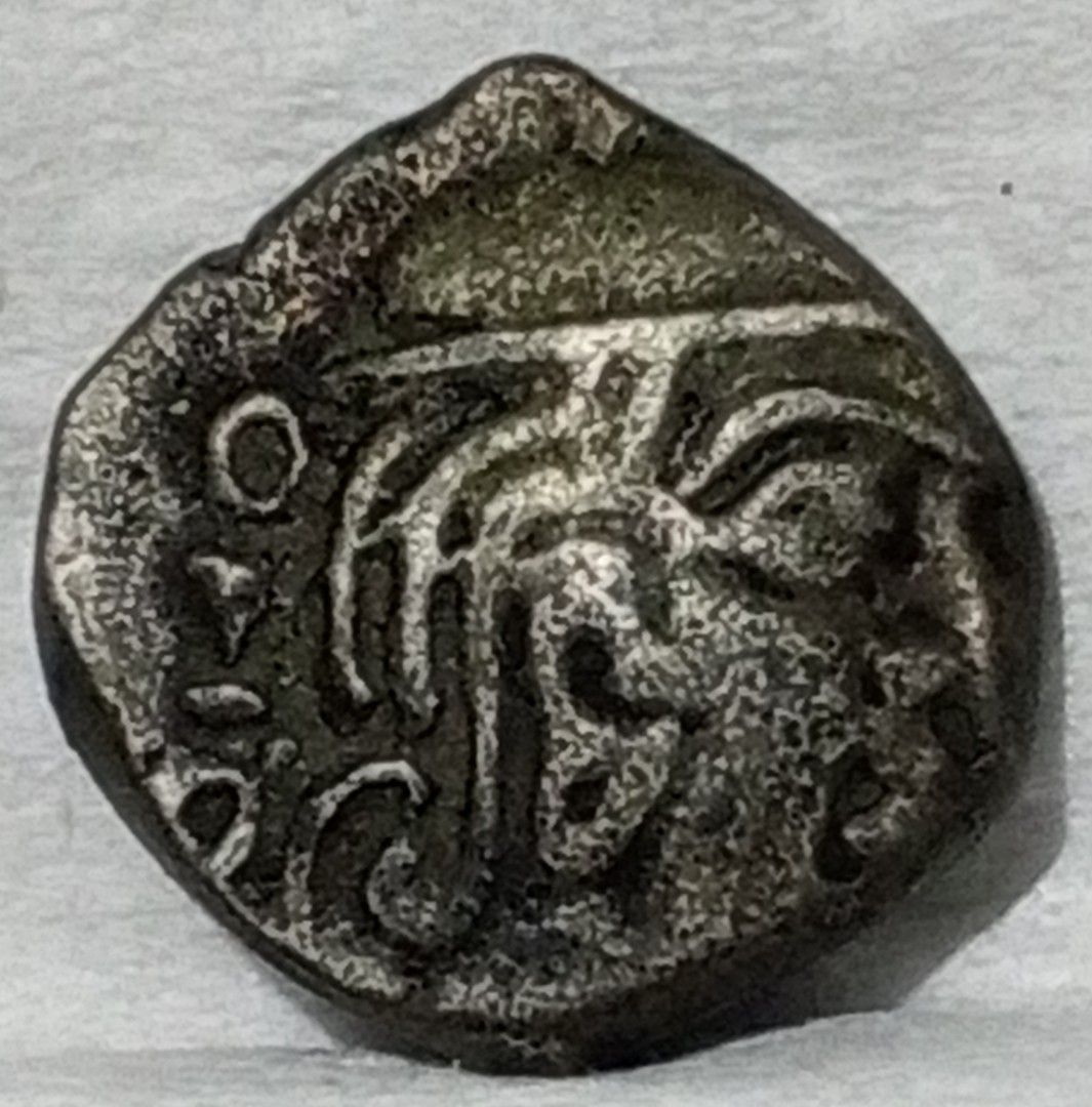 407-451 CE DRACHM GUPTA EMPIRE SILVER ANCIENT COIN (Category: Currency) located in Quezon City. Submitted by jeandevera (Listing ID 1454709723, Image 1). Description: 1 in stock.