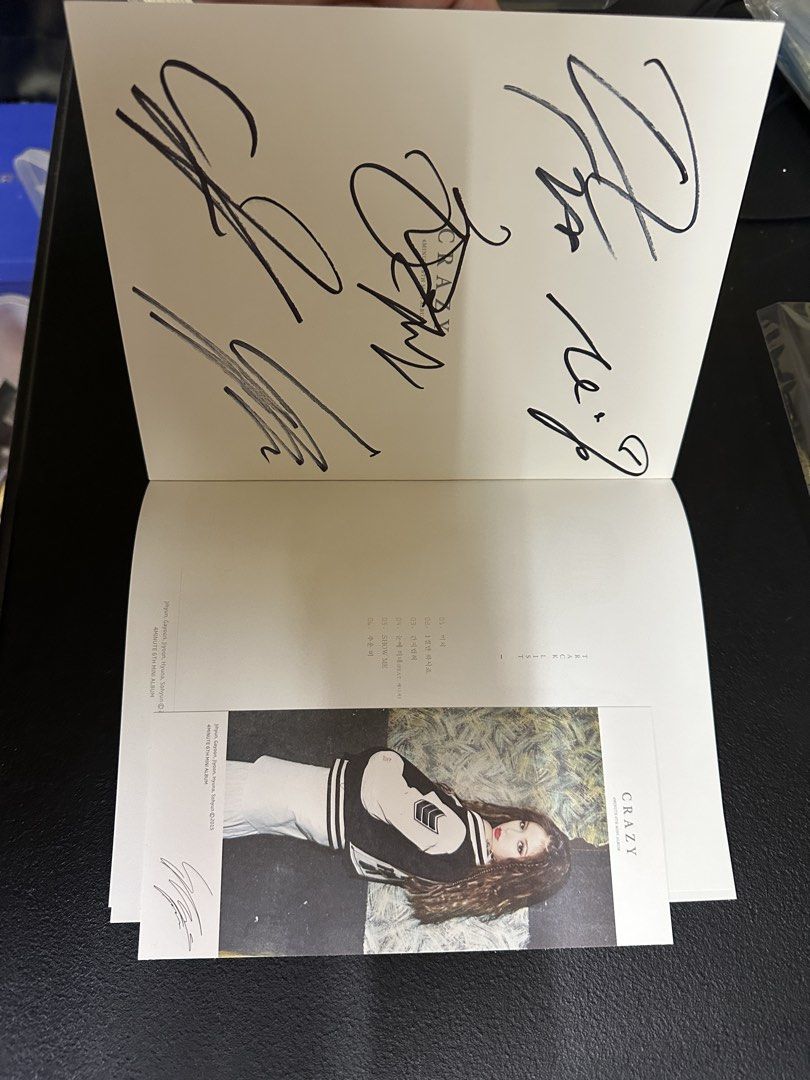 4Minute All Members Signed Album (Category: CDs & DVDs) located in Manila. Submitted by declutteringlot (Listing ID 1454692216, Image 2). Description: From mwave meet and greet.