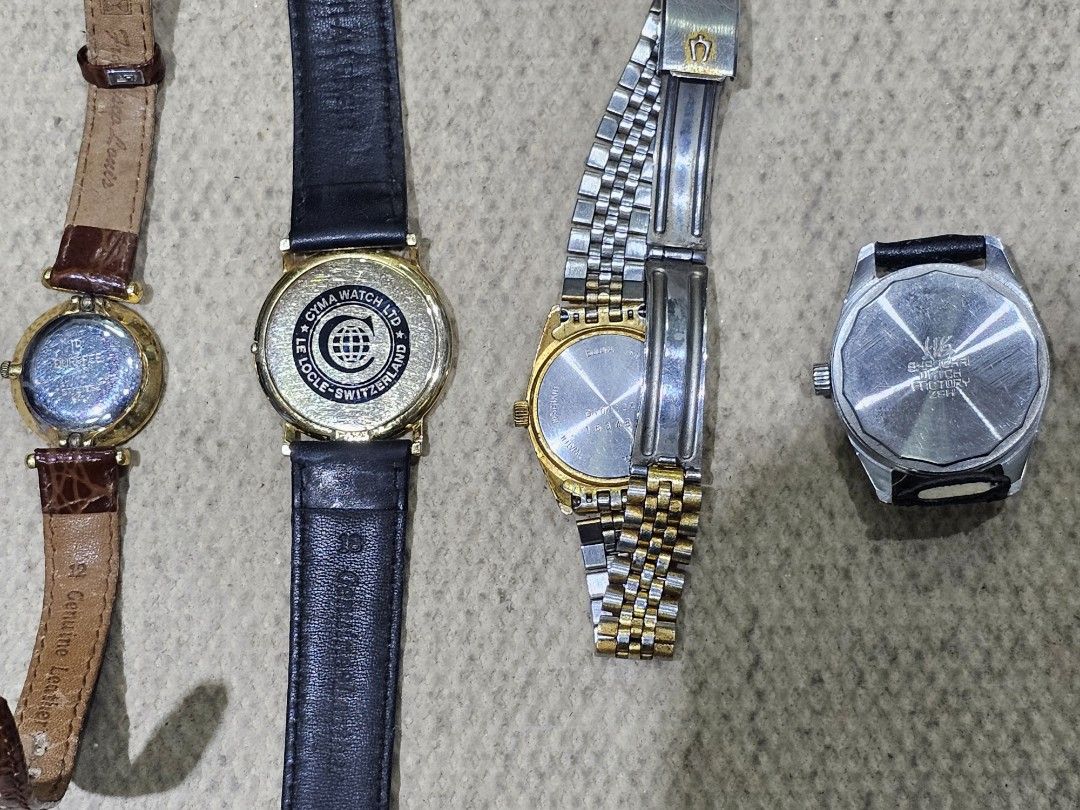 (數十年唔知價，自出合理價高者得) 8.90年代"上海". 寶路華"BULOVA". 瑞士司馬"CYMA"."Durffee"舊手錶4隻 （分類：手錶）位於 Hong Kong。 由 hingtak 提交（商品編號 1454736228，圖片 2）。簡介： 數十年使用較舊，上海錶正常行走，另外3隻均唔行， 均當壞錶賣，眼見咁多，狀態如圖，快交收及使用順豐運費到付者優先。