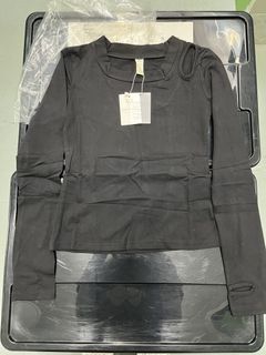 （分類：）位於 。 由 vtotoro 提交（商品編號 1454573695，圖片 1）。簡介： 。