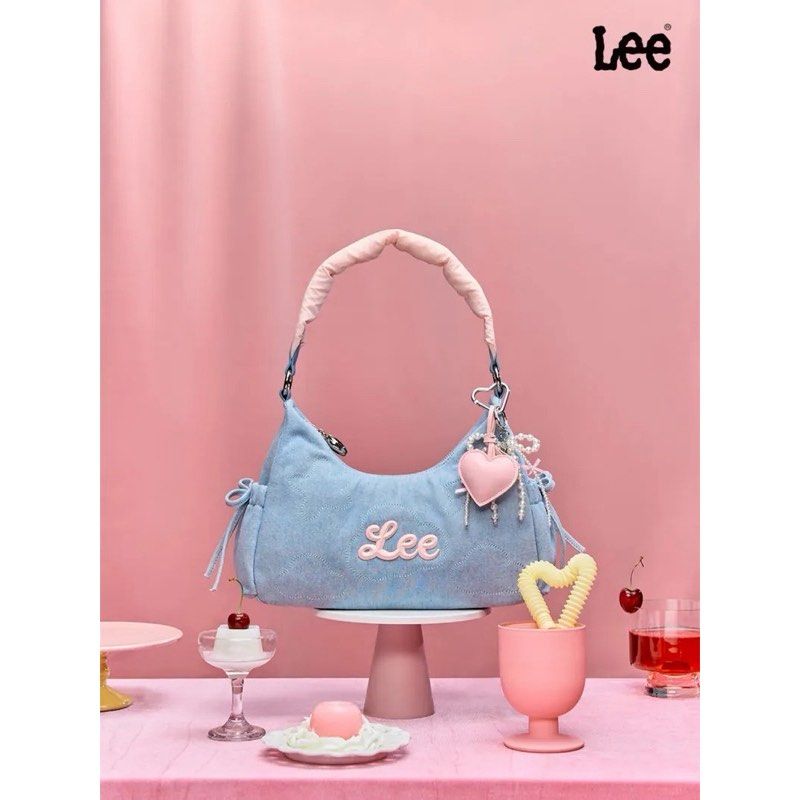SALE❗️🎀 BNWT Authentic Lee Wonton y2k Denim Bag (Category: Shoulder Bags) located in Tarlac. Submitted by shantirisque (Listing ID 1454575352, Image 2). Description: LAST PRICE POSTED❗️NO MAKING OFFER ❗️FIXED PRICE. 🎀 FOR SALE | AUTHENTIC LEE DENIM BAG 🎀 ✨ Brand: Lee ✨ Condition: BNWT (Brand New With Tags) — never been used ✨ Authenticity: 100% Authentic Lee ✨ Color: Denim / Sky Blue with cute Pink accents 💗🩵 ✨ Material: Denim ✨ Design: Cute