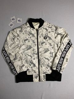 (Category: ) located in . Submitted by wgapparel (Listing ID 1454655700, Image 1). Description: .