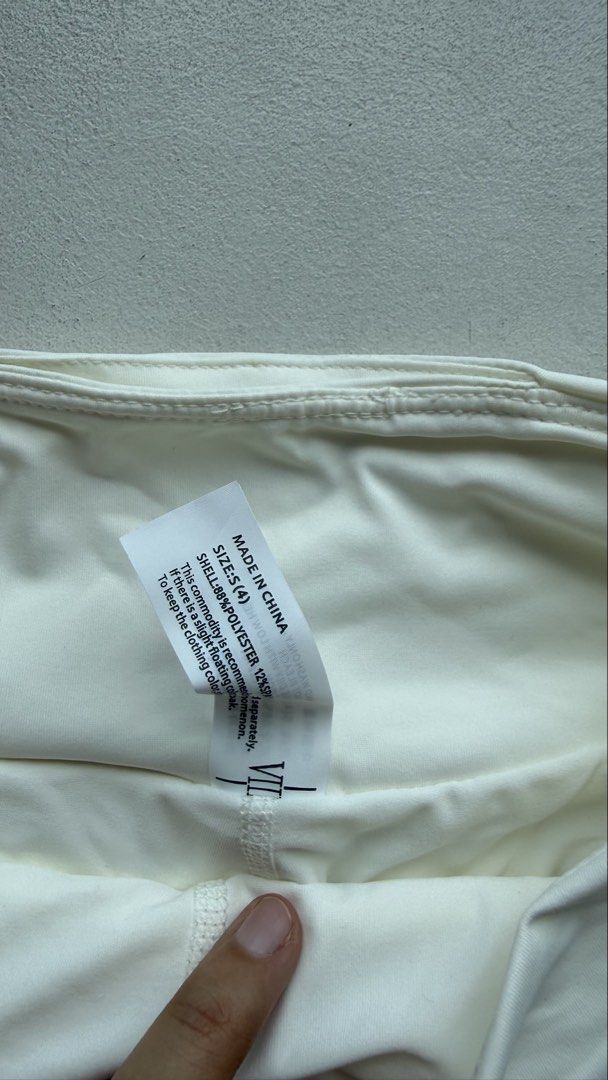 Activewear skirt (Category: Activewear) located in Las Pinas. Submitted by new.space8 (Listing ID 1454702427, Image 2). Description: - Size S on tag -RFS: decluttering - Location: Las Piñas City/Mandaluyong - MOP: Gcash/BDO - Sf will be shouldered buy the buyer - Booking of courier will be done by the buyer. Can also do J&T but no rush shipping pls! - Feel free to message me for any questions and when worn photos :).
