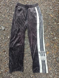 (Category: ) located in . Submitted by naim_ganu (Listing ID 1454616449, Image 1). Description: .