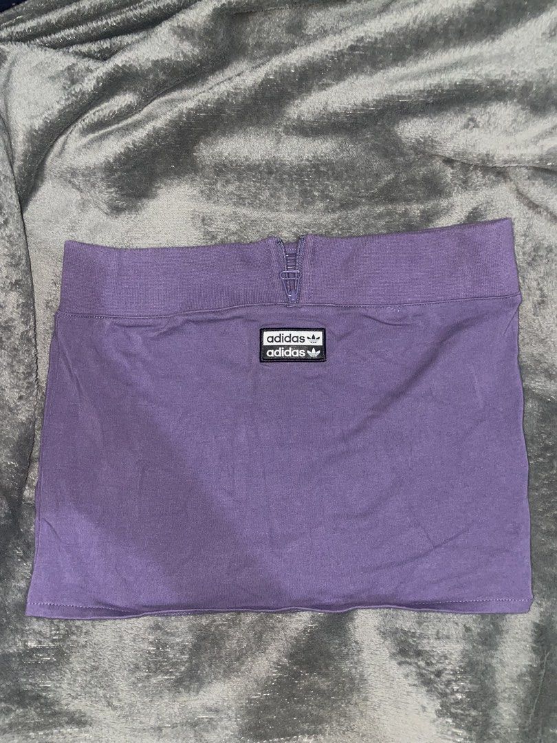 Adidas Purple Tube (Category: Others Tops) located in Rizal. Submitted by declutterwsky (Listing ID 1454740328, Image 1). Description: - Original tags still attached - Features classic Adidas logo patch - Comfortable elastic waistband - Estimated size: Small to Medium - Ideal for everyday casual wear.