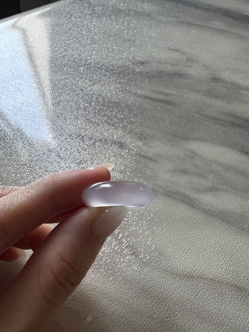 Agate translucent ring (Category: Rings) located in Singapore. Submitted by twirlalily (Listing ID 1454617656, Image 3). Description: Super pretty piece Size 9, inner diameter is 15mm Can pass of as jade .