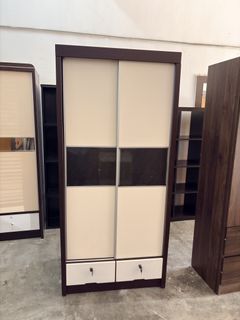 (Category: ) located in . Submitted by goodsdmy_secondhandshop (Listing ID 1454560095, Image 1). Description: .