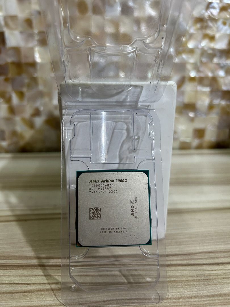 AMD Athlon 3000G AM4 Processor with Vega 3 Graphics | Working Tested (Category: Computer Parts) located in Caloocan City. Submitted by xaparreno (Listing ID 1454640045, Image 1). Description: AMD Athlon 3000G Processor ✅ AM4 Socket ✅ Radeon Vega 3 Graphics ✅ 2 Cores / 4 Threads ✅ Tested Working ✅ Good for Office PC ✅ Good for Basic Desktop Builds ✅Negotiable Inclusion: • Processor only Meetup/Test upon request. .