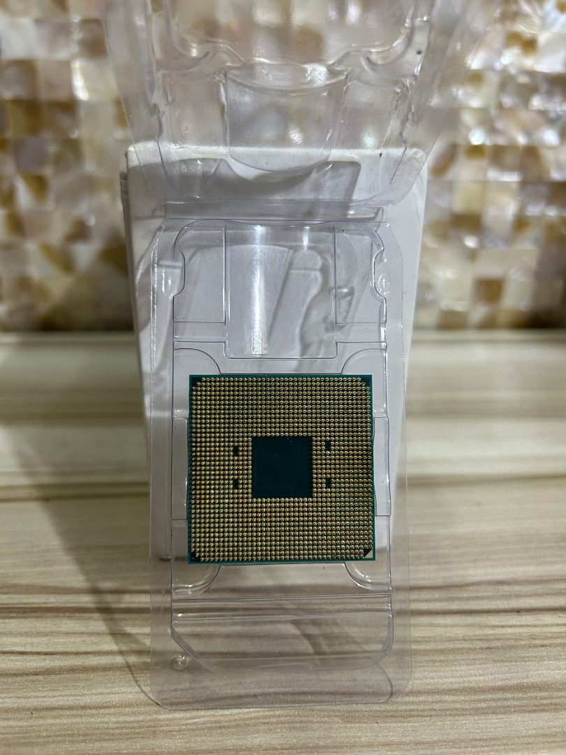 AMD Athlon 3000G AM4 Processor with Vega 3 Graphics | Working Tested (Category: Computer Parts) located in Caloocan City. Submitted by xaparreno (Listing ID 1454640045, Image 2). Description: AMD Athlon 3000G Processor ✅ AM4 Socket ✅ Radeon Vega 3 Graphics ✅ 2 Cores / 4 Threads ✅ Tested Working ✅ Good for Office PC ✅ Good for Basic Desktop Builds ✅Negotiable Inclusion: • Processor only Meetup/Test upon request. .