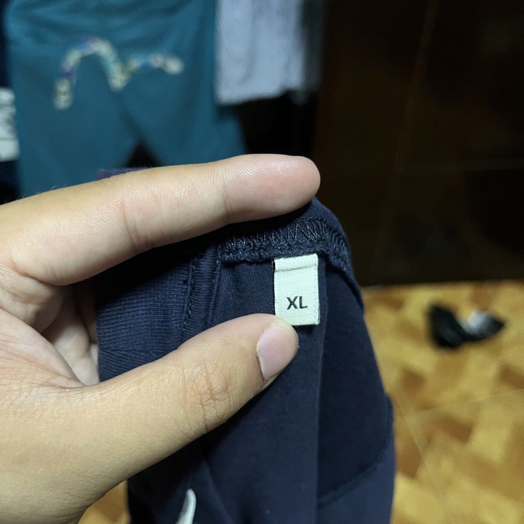 Ami Authentic (Category: Tshirts & Polo Shirts ) located in Manila. Submitted by purethriftt (Listing ID 1454580657, Image 3). Description: WTS! In good condition Minimal sign of use (back part) L:27 W:23 Antipolo loc HMU!.