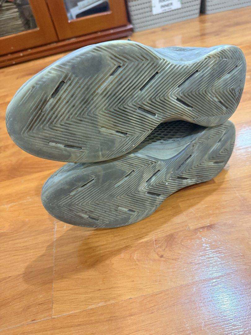 Anthony Edwards 1 (AE1) Low Charcoal (Category: Sneakers) located in Paranaque City. Submitted by rikkkaaa (Listing ID 1454696751, Image 2). Description: - still in great condition just needs cleaning - no box anymore.