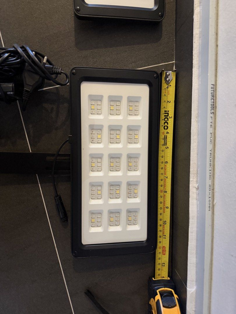 Automatic light (Category: Homes & Other Pet Accessories) located in Singapore. Submitted by fpvin (Listing ID 1454601002, Image 8). Description: The long 3Ft one has automatic control over remote and also lightning effects and others. : $90 The 30CM one has, Marine and freshwater light effects. Also is Bluetooth control for automatic mode. : $70 Used for not long and giving up hobby hence selling. .