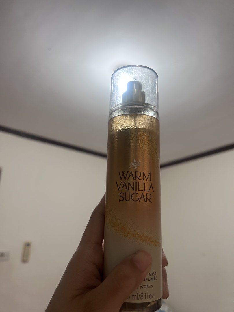 Bath & Body Works - Warm Vanilla Sugar (Category: Fragrance & Deodorants) located in Tarlac. Submitted by abceeeee (Listing ID 1454573838, Image 2). Description: Used about 15% - 20% only Original, bought in Canada rfs: too many perfume.