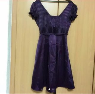 (Category: ) located in . Submitted by luxegal (Listing ID 1454592661, Image 1). Description: .