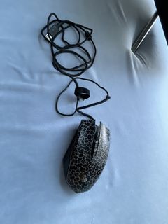 （分類：）位於 。 由 silver.thomas 提交（商品編號 1454661910，圖片 1）。簡介： 。