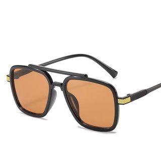 (Category: ) located in . Submitted by wardrobe.essentials (Listing ID 1454743251, Image 1). Description: .