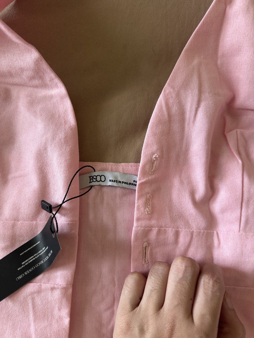 BSCO Aria Top Baby Pink (Category: Sleeveless) located in Taguig. Submitted by agafinds (Listing ID 1454636425, Image 3). Description: - aria top in size small - never wore it, hence the tag - no flaws/issues - declutter .