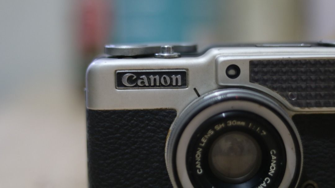Canon Demi S Half Frame Camera (Category: Cameras) located in Pasay City. Submitted by anne__alog (Listing ID 1454700050, Image 1). Description: - Vintage Canon Demi S half-frame camera - Features a sharp 30mm f/1.7 lens - Made in Japan, a testament to quality craftsmanship - Ideal for film photography enthusiasts and collectors - Classic, iconic design with some signs of vintage wear - A unique opportunity to own a piece of photographic history 